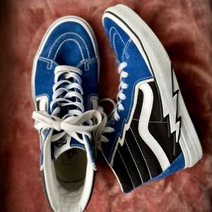 VANS Sk8-Hi Bolt UNISEX Hightop Skate Shoe, Mens 8.5, Womens 10